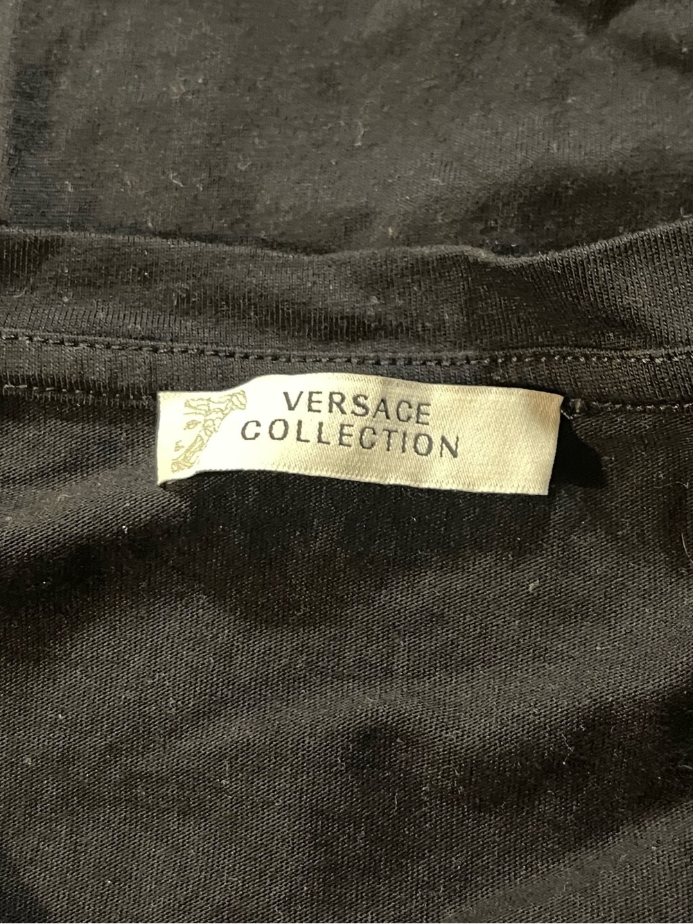 Versace Geometric Overlay - Picture 3 of 5